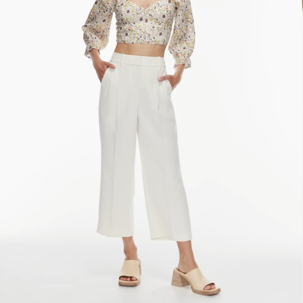 Aritzia Effortless Pants crop
